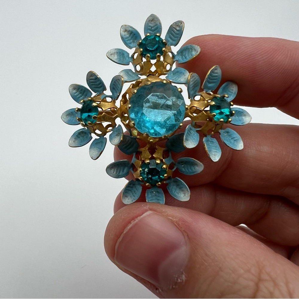 Vintage Signed Made Austria Gold Tone & Blue Rhinestone Enamel Flower Brooch - Picture 6 of 6
